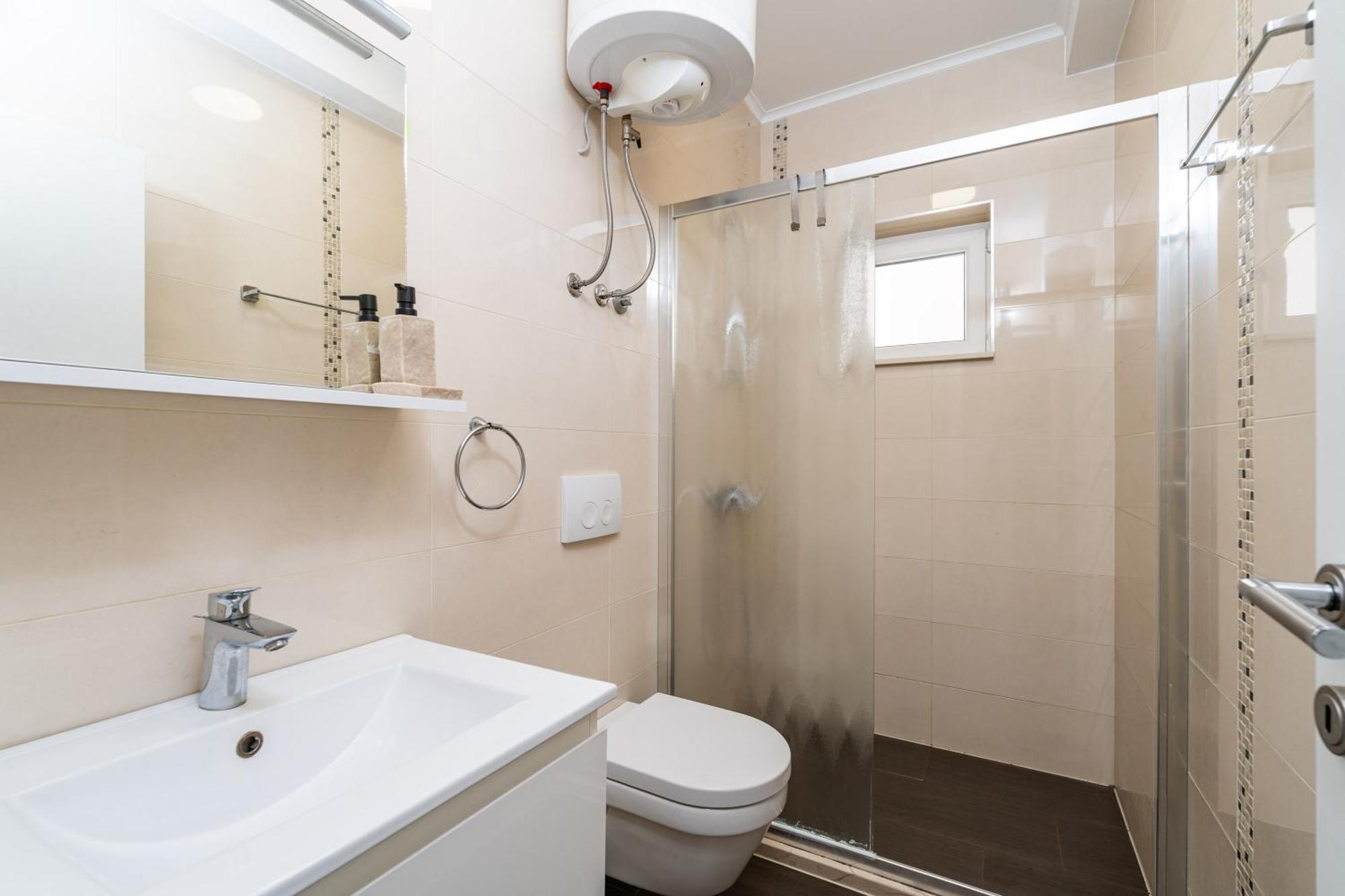 Feather Studio Apartment - Free Private Parking - Self Check-In Dubrovnik Buitenkant foto